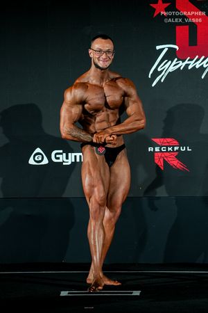 BODYBUILDING  STARS
